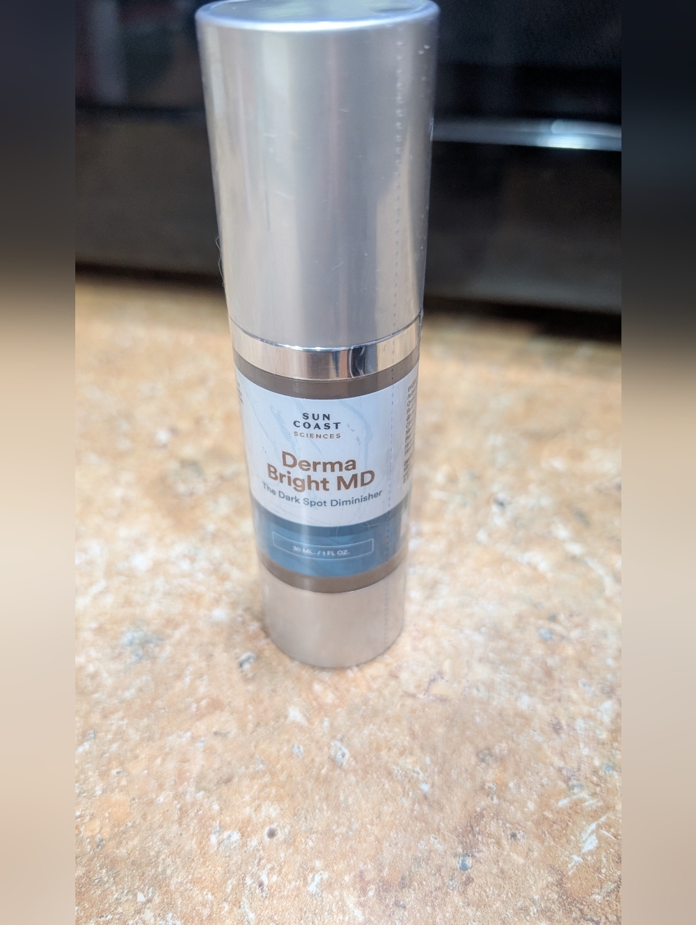 Sun Coast  Derma Bright MD Dark Spot Diminisher